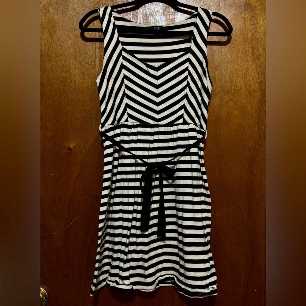 Forever 21 Black and White Striped Sleeveless Mini Dress
